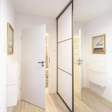 Konopnickiej 11/23 Apartment