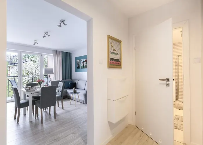 Apartment Konopnickiej 11/23 *